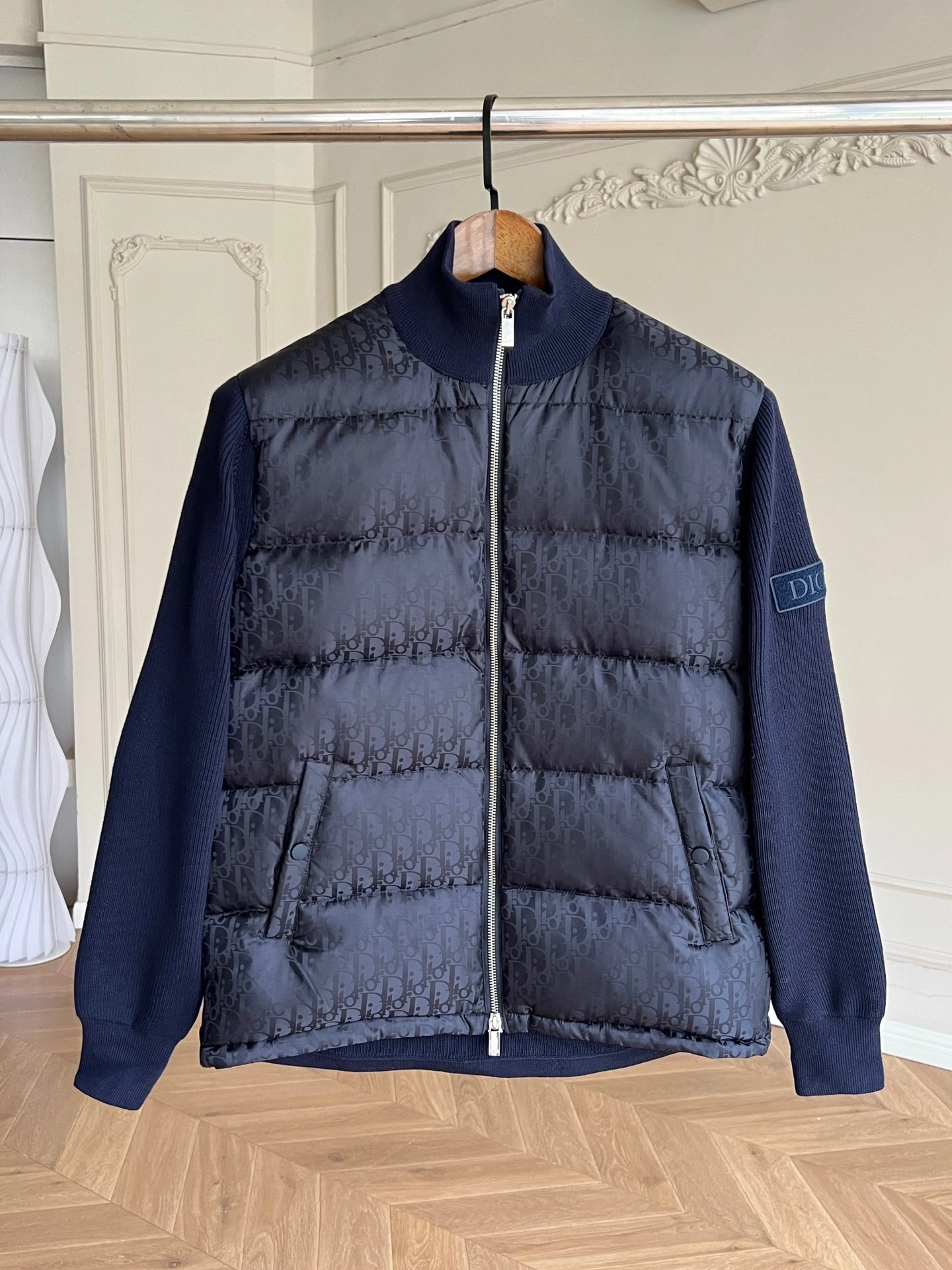 Christian Dior Down Jackets Sustainable 118057