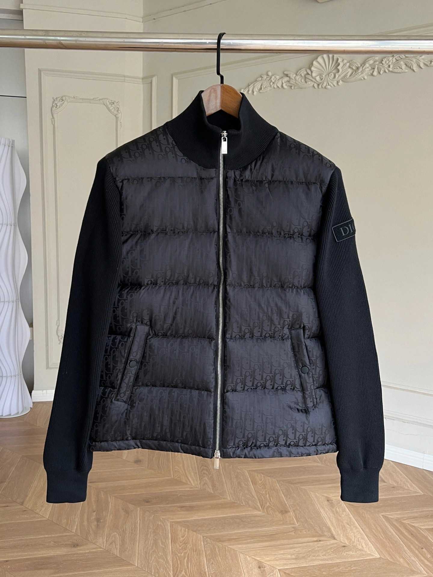 Christian Dior Down Jackets Sustainable 118057