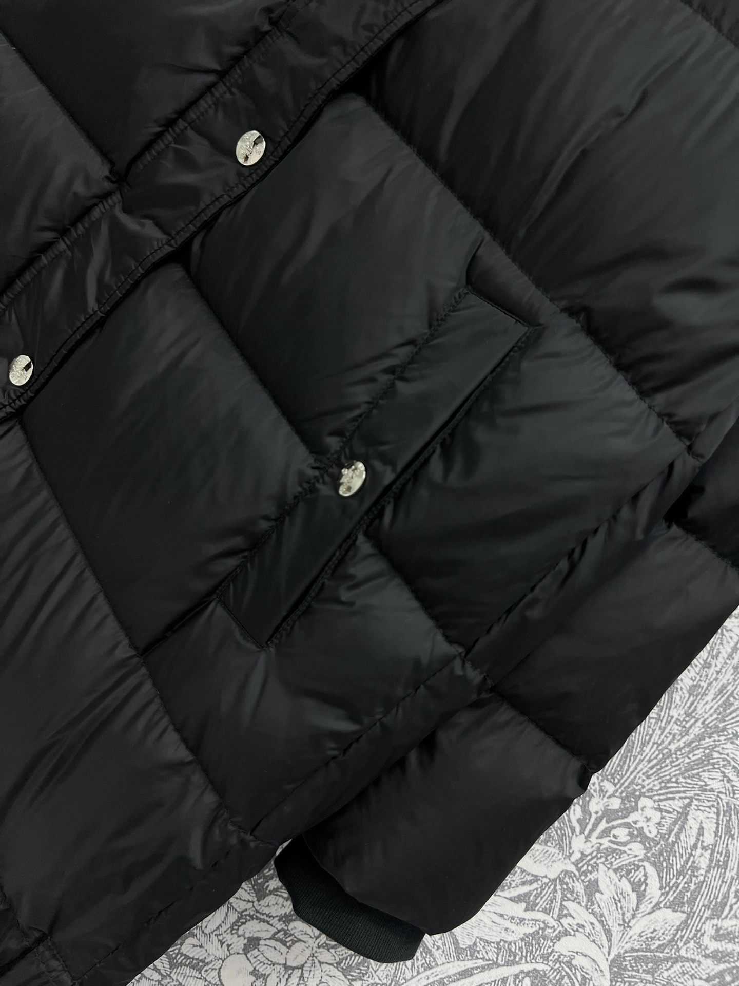 SmoothTexture Christian Dior Down Jackets 118053