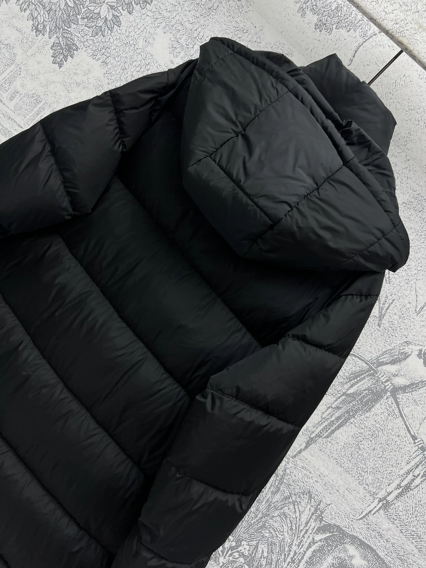 SmoothTexture Christian Dior Down Jackets 118053