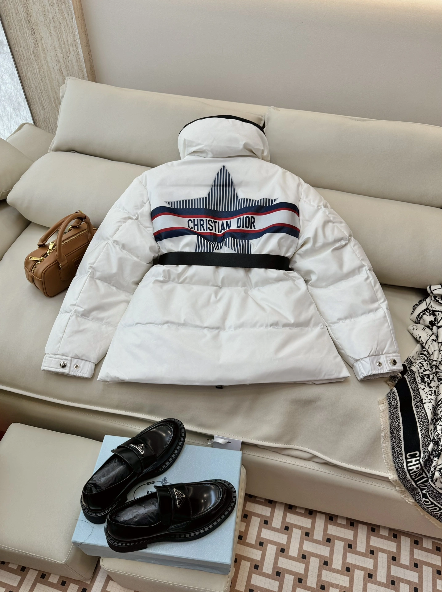 Christian Dior Down Jackets Stretchable 118041