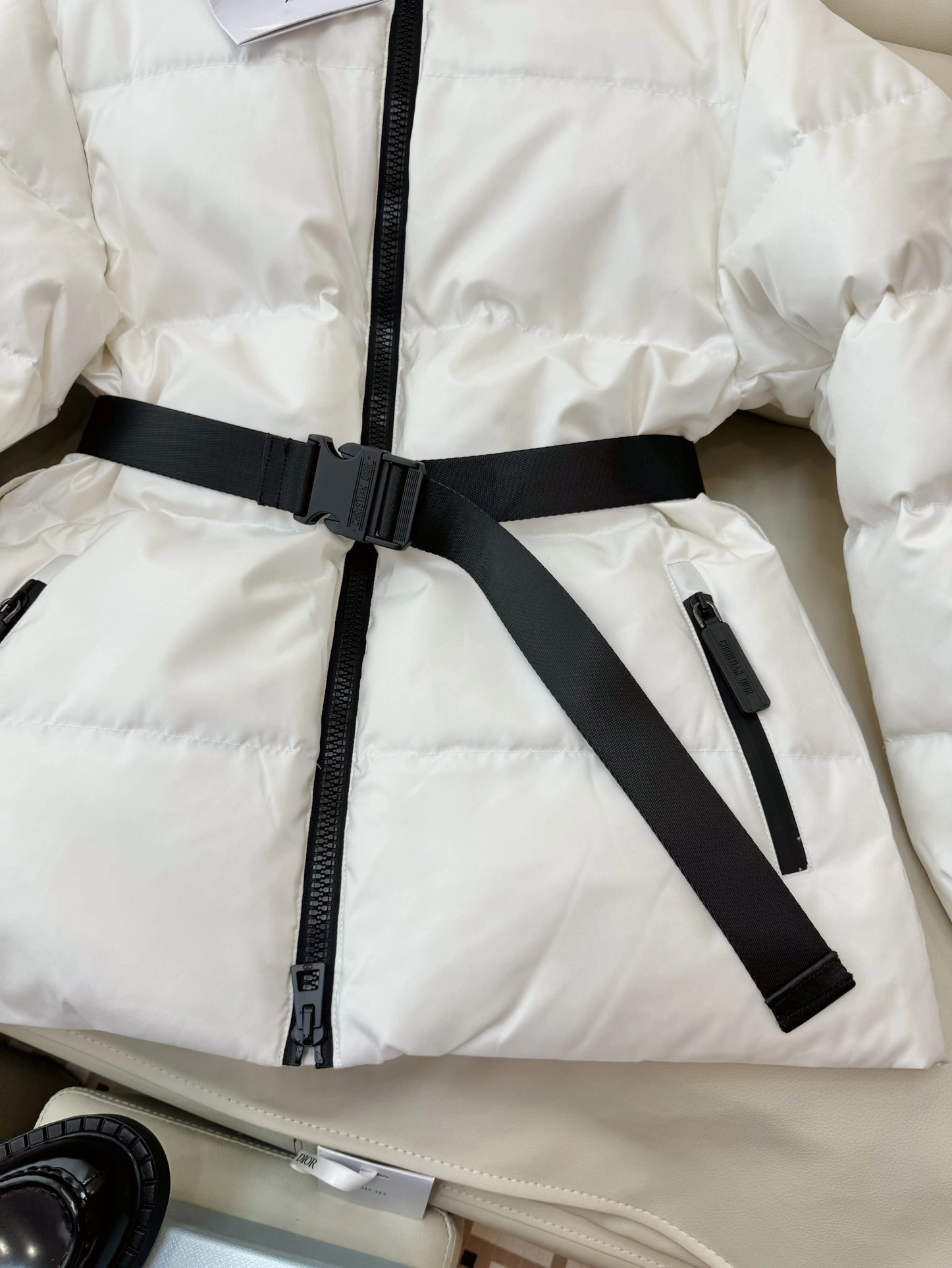 Christian Dior Down Jackets Stretchable 118041