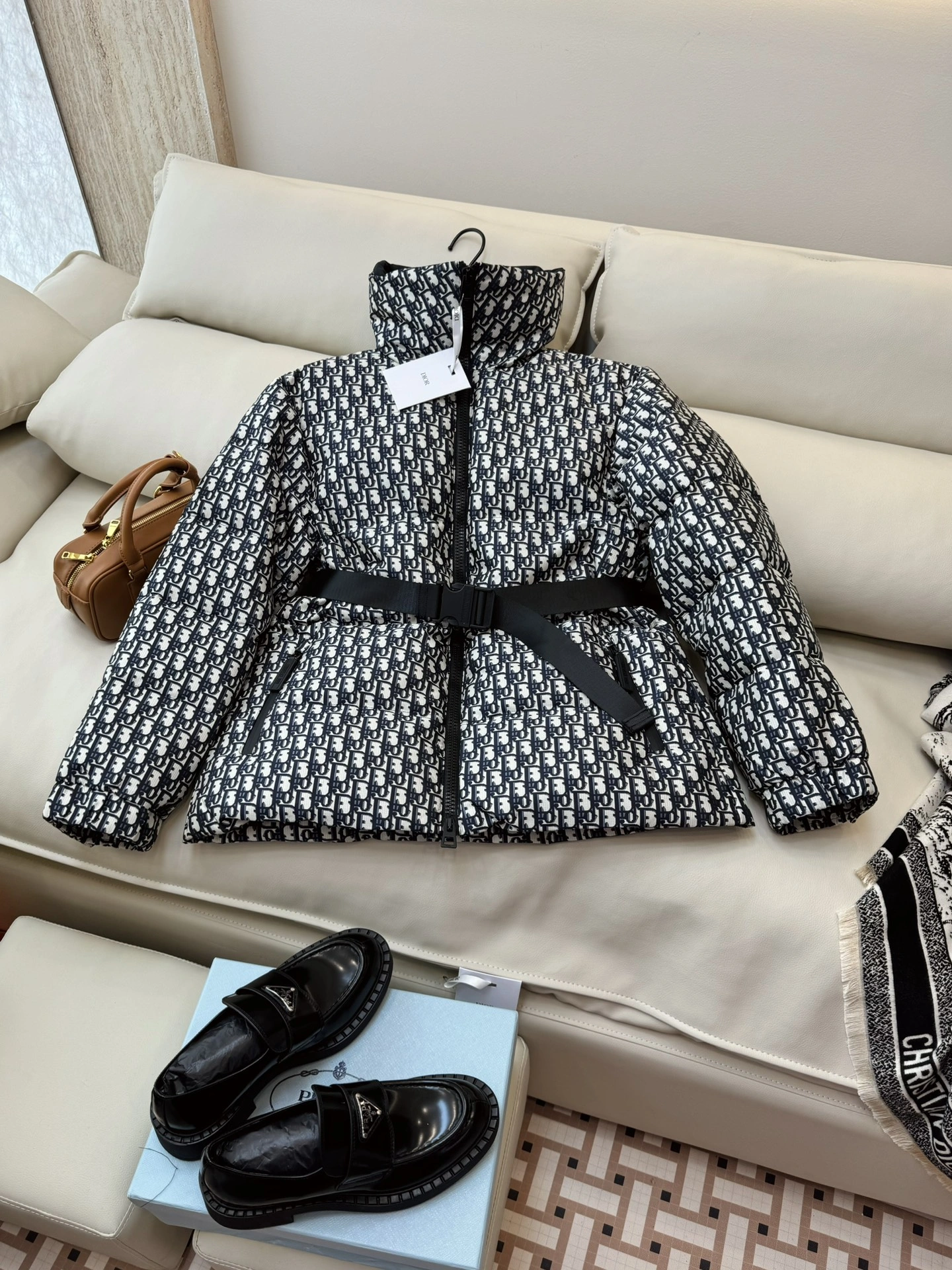 FlexibleFit Christian Dior Down Jackets 118032