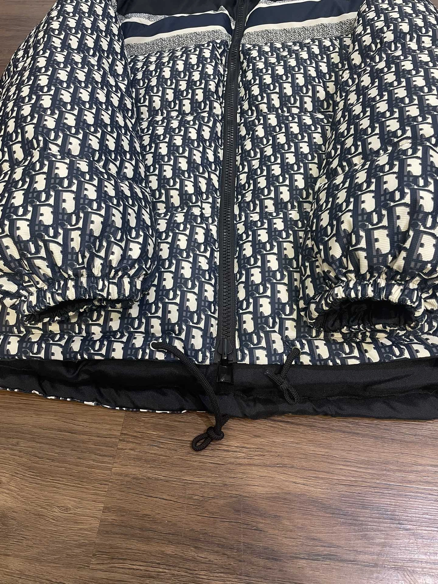 Christian Dior Down Jackets FlexibleFit 118035