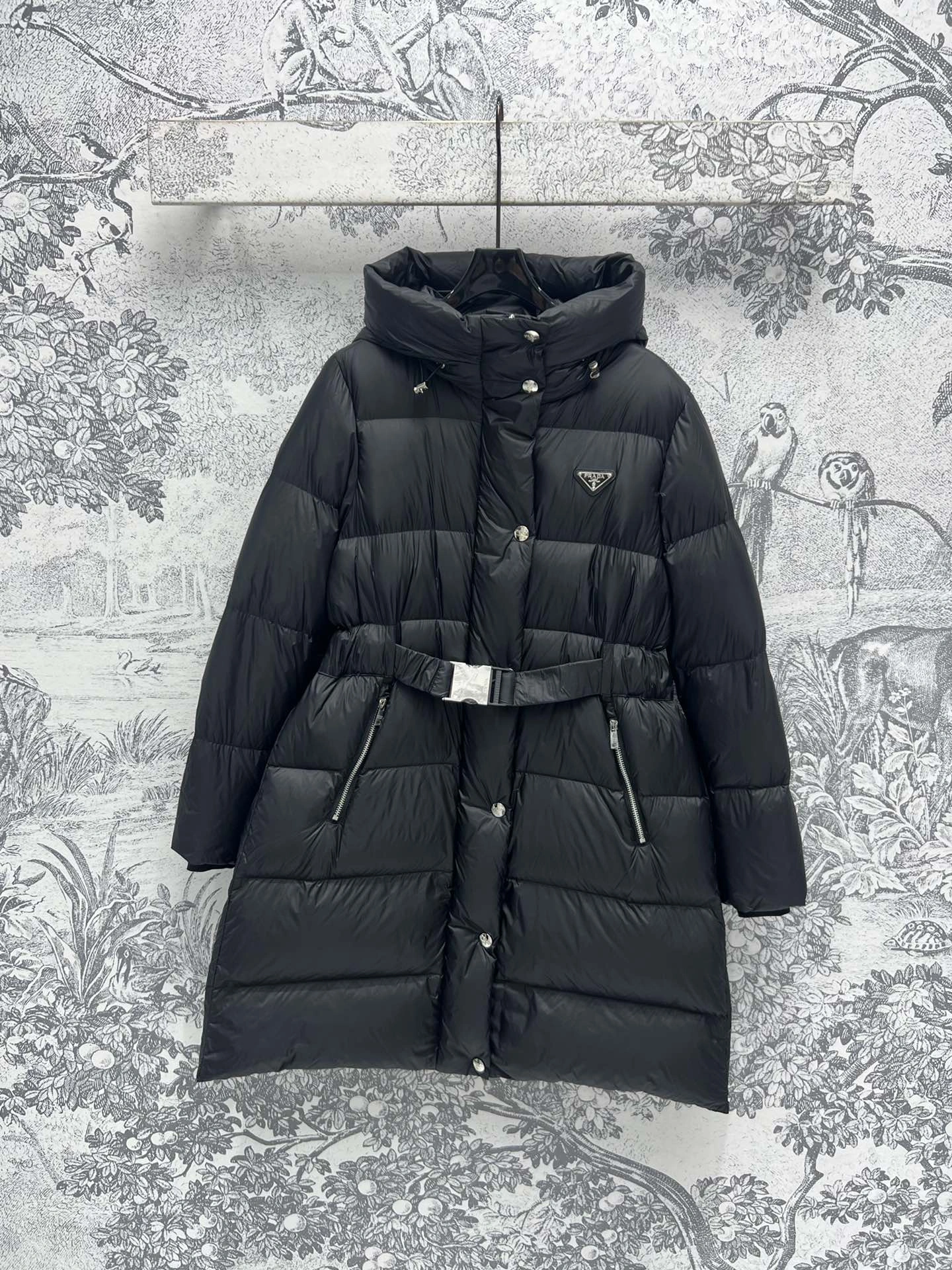 Christian Dior Down Jackets Comfortable 118028