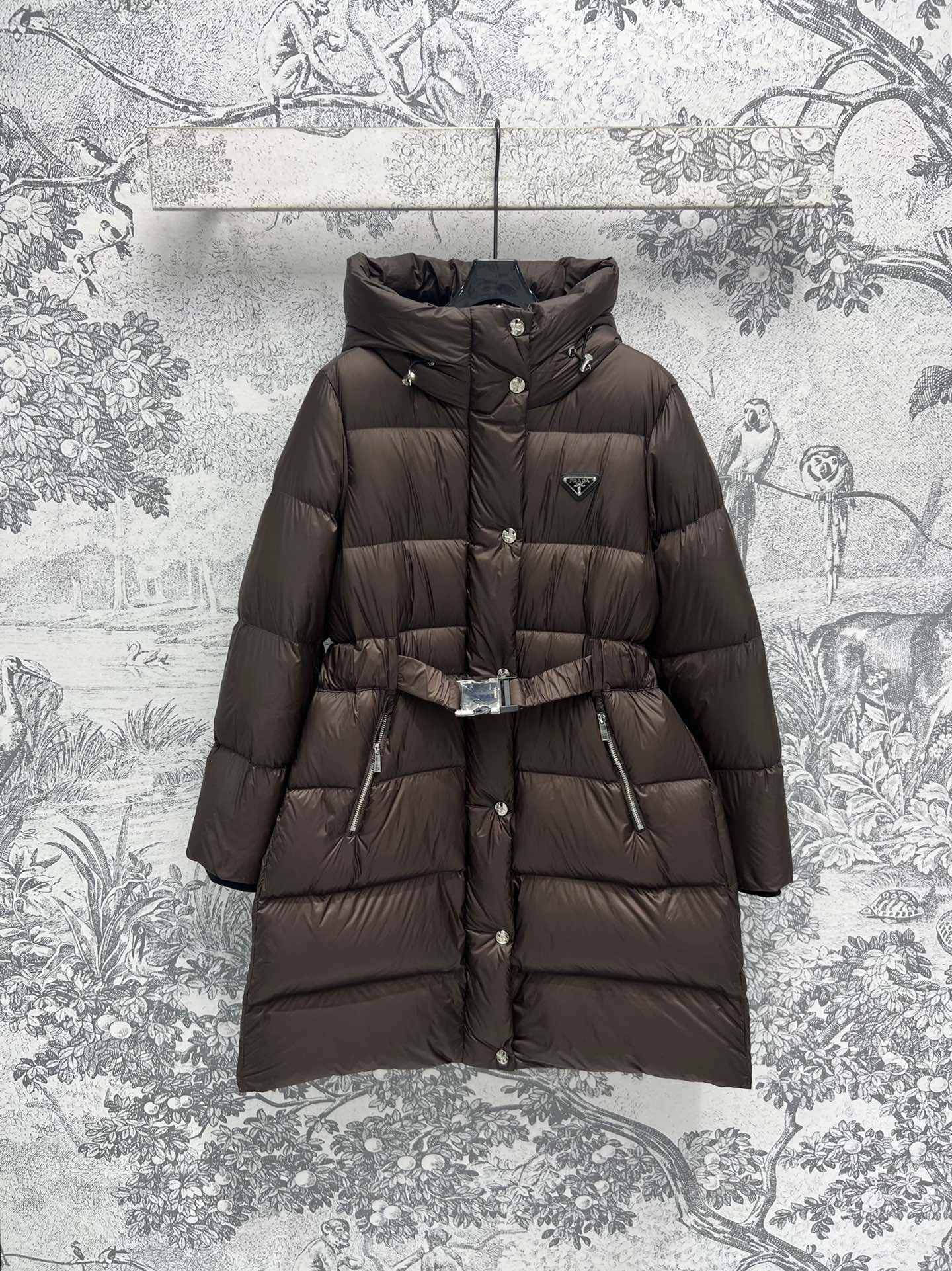 Christian Dior Down Jackets Comfortable 118028
