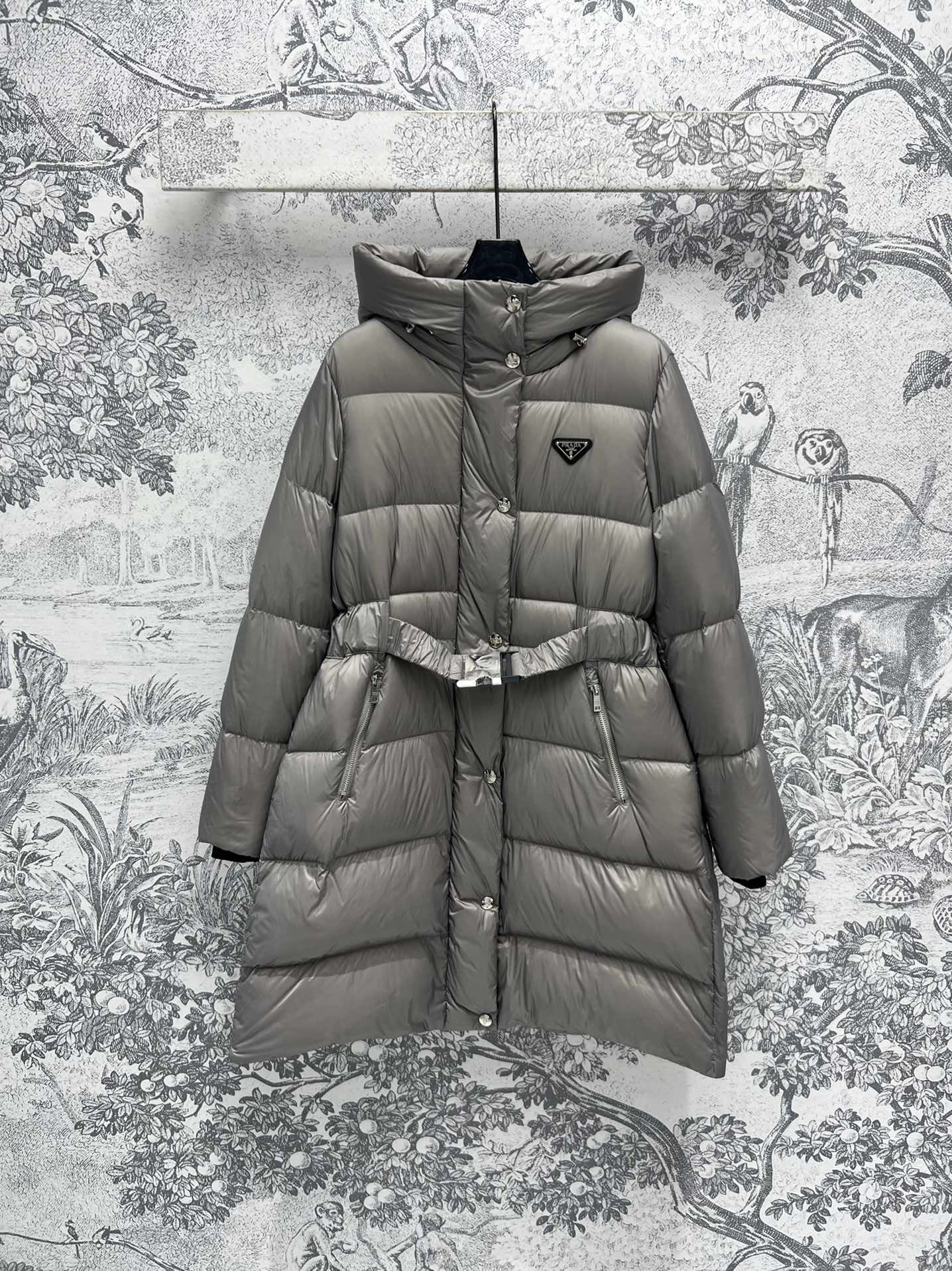 Christian Dior Down Jackets Comfortable 118028