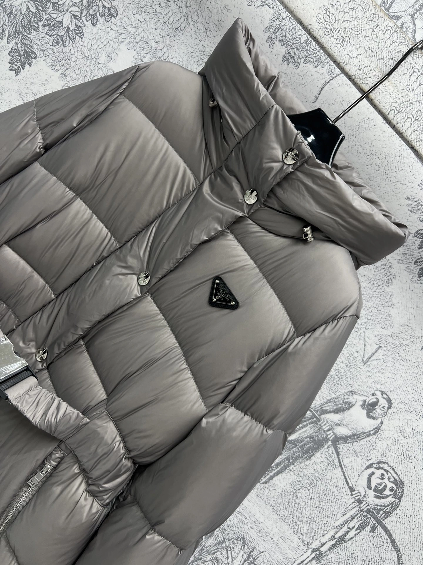 Christian Dior Down Jackets Comfortable 118028