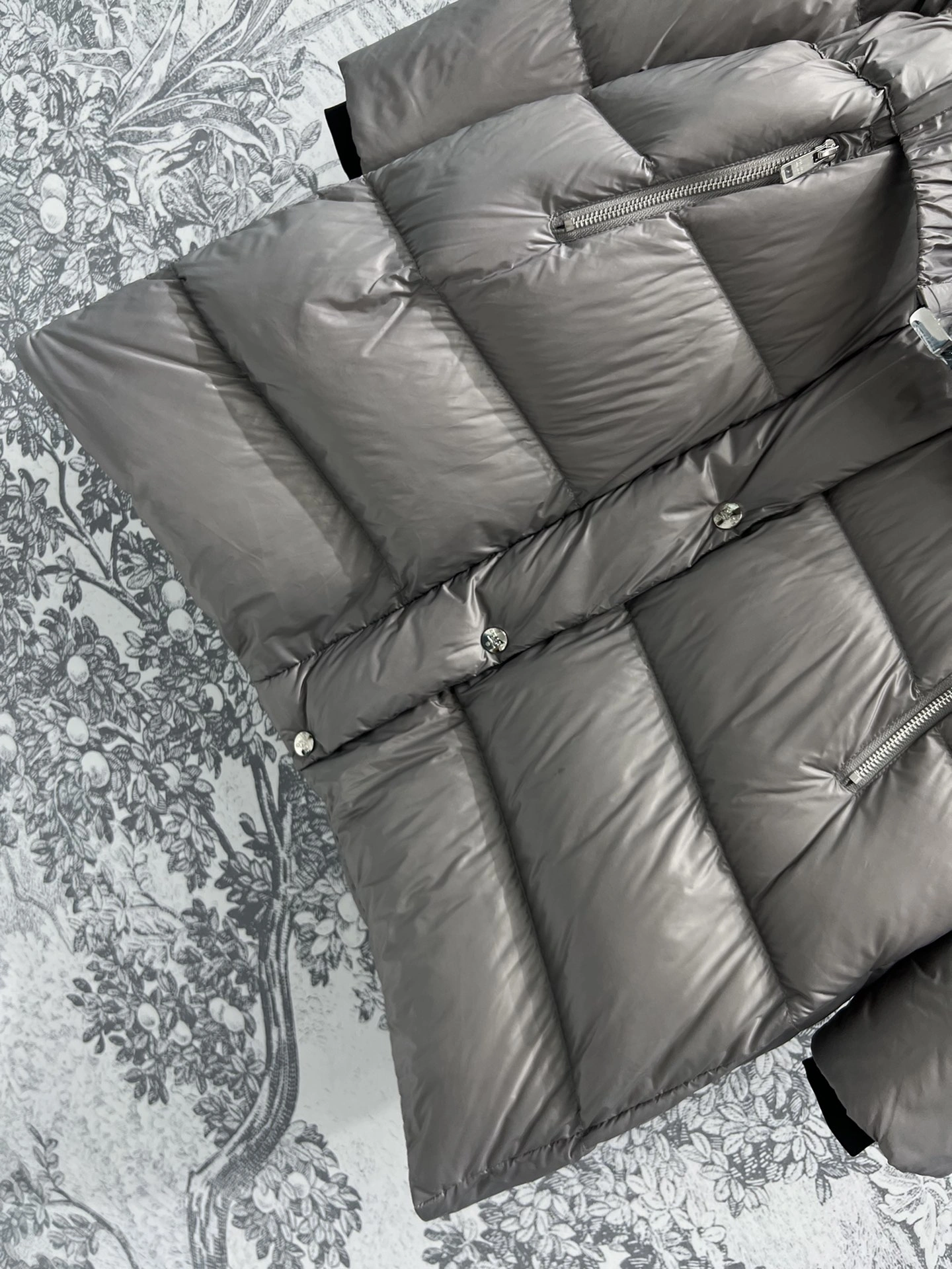 Christian Dior Down Jackets Comfortable 118028