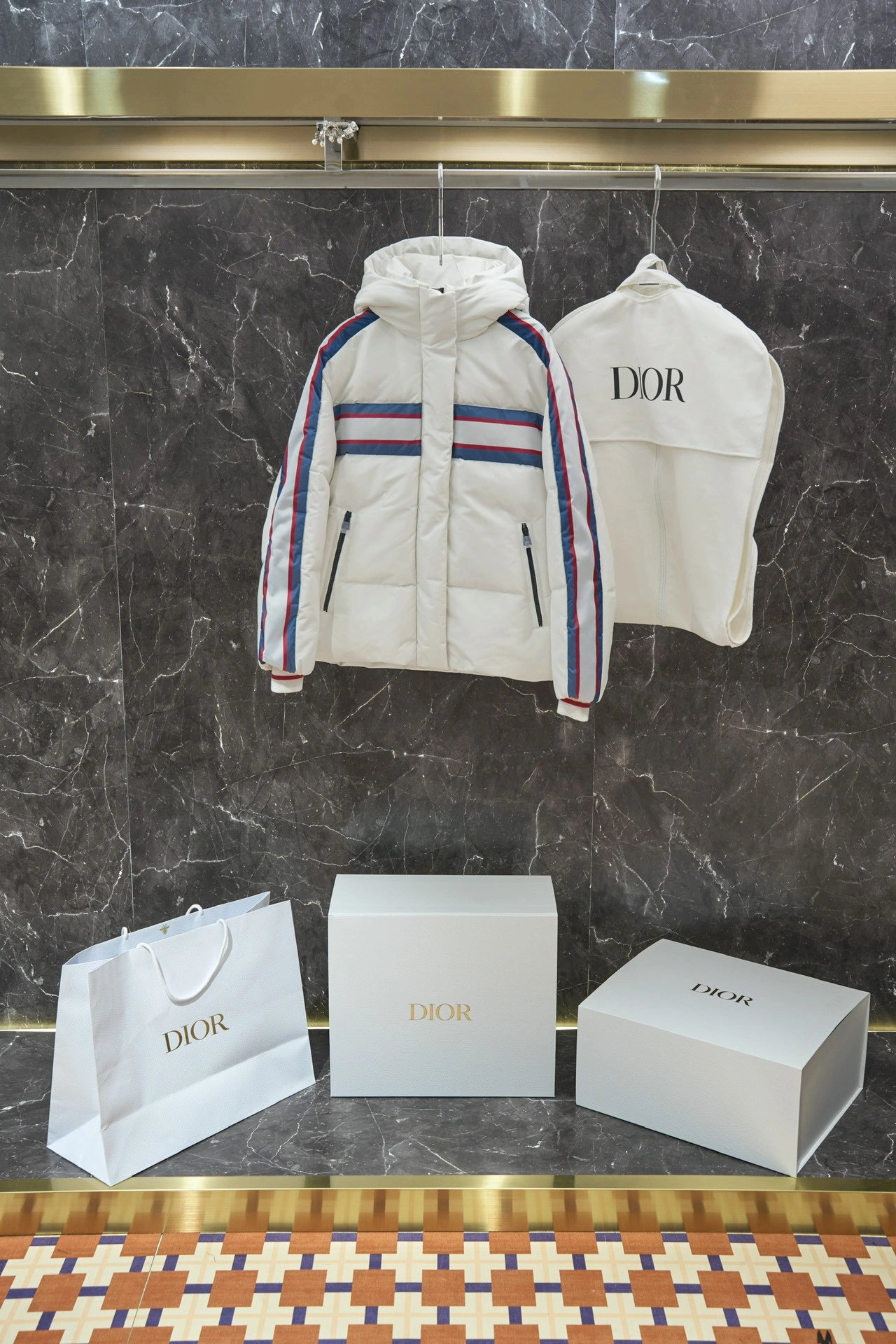 EasyMatch Christian Dior Down Jackets 118023