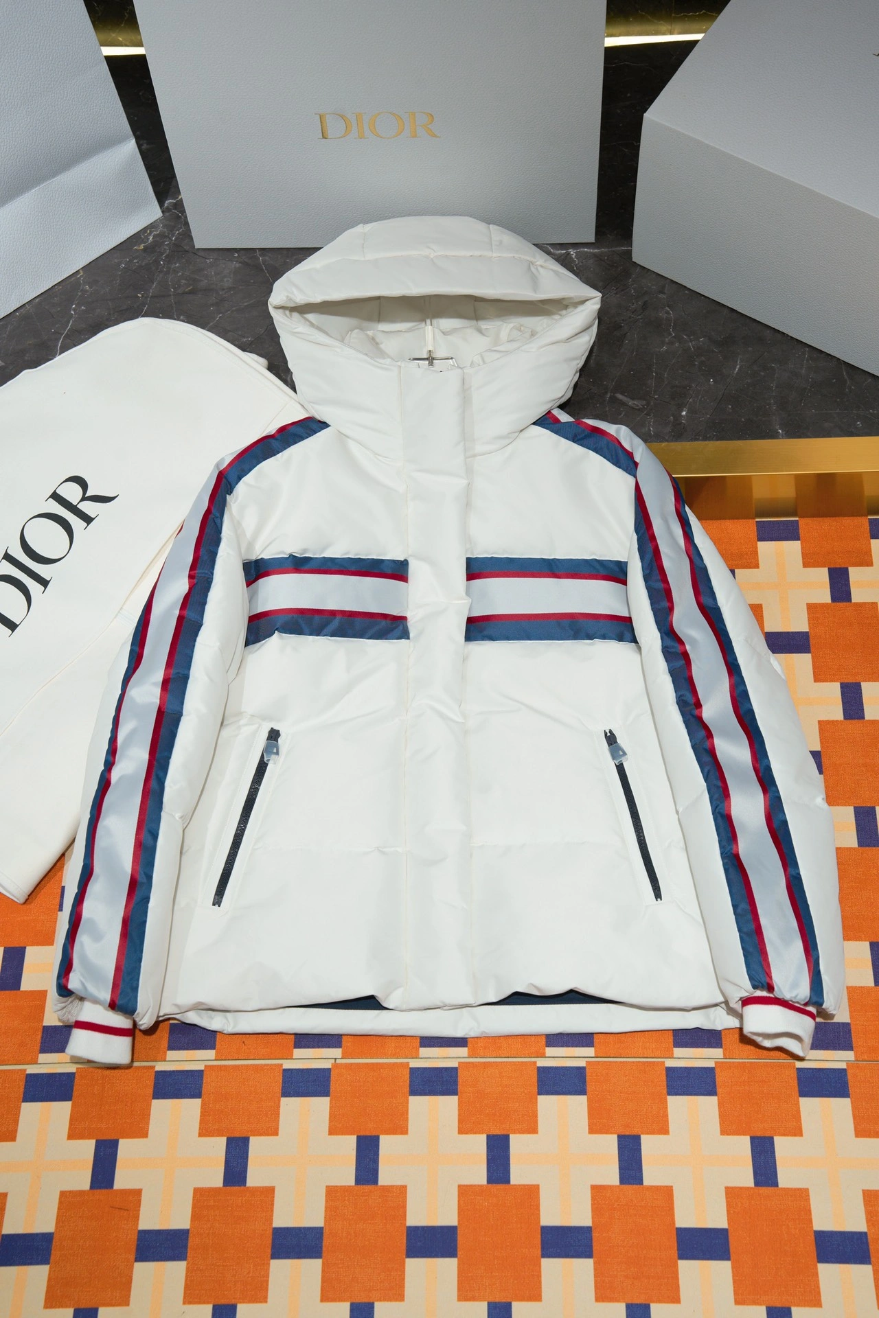 EasyMatch Christian Dior Down Jackets 118023
