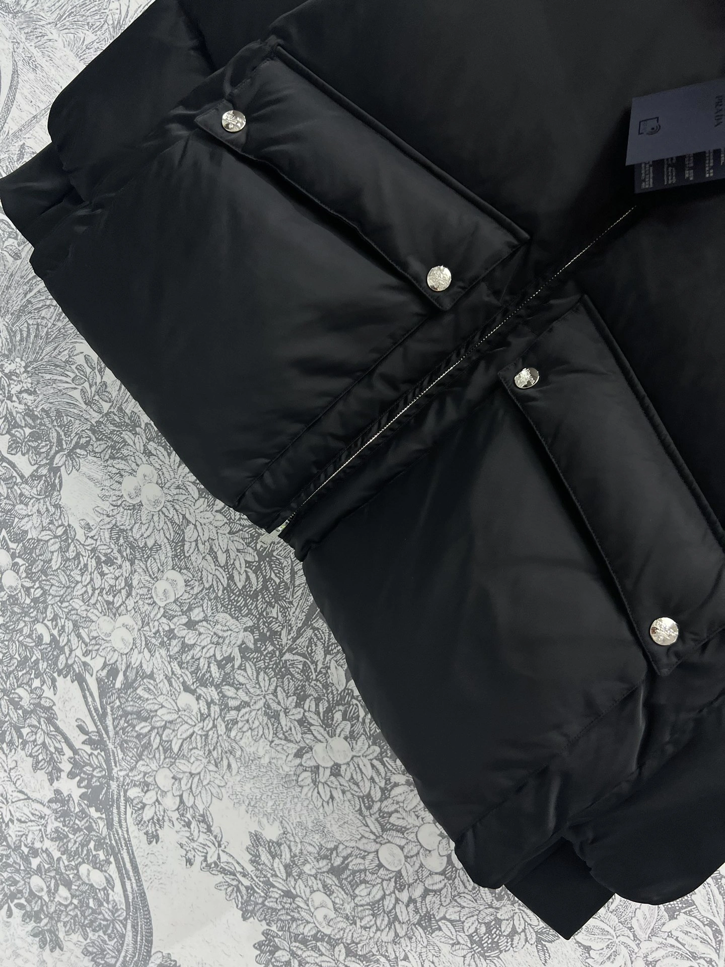 Christian Dior Down Jackets Stylish 118008