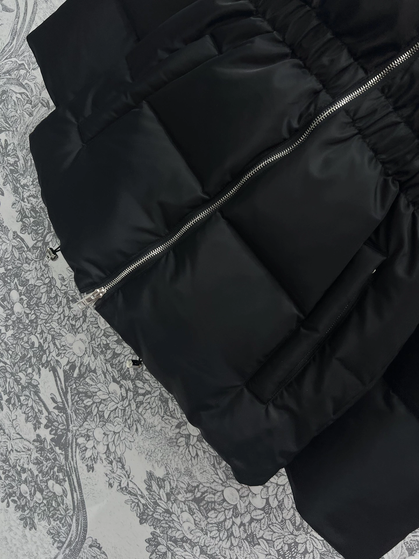 Elegant Christian Dior Down Jackets 118005