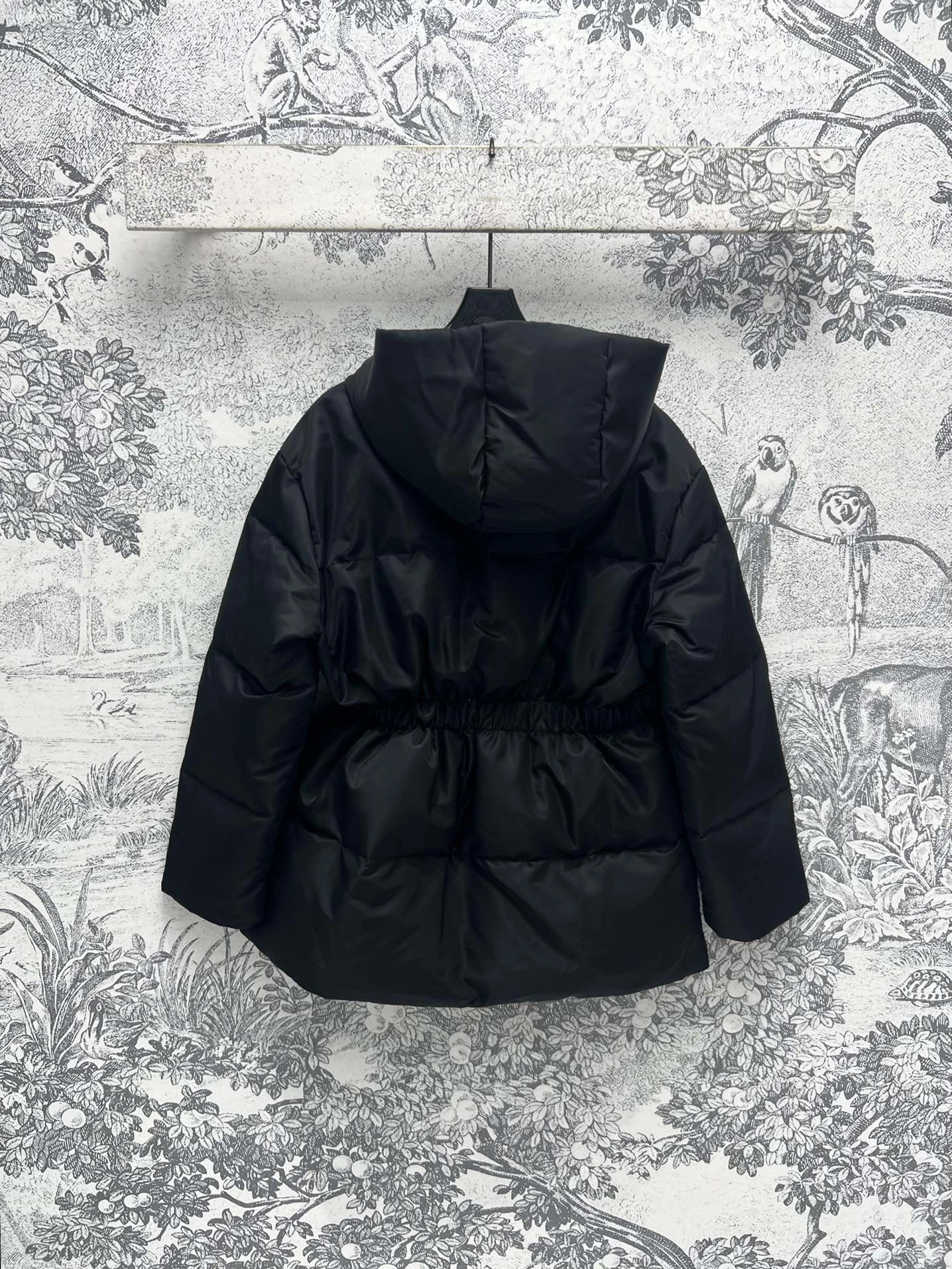 Elegant Christian Dior Down Jackets 118005
