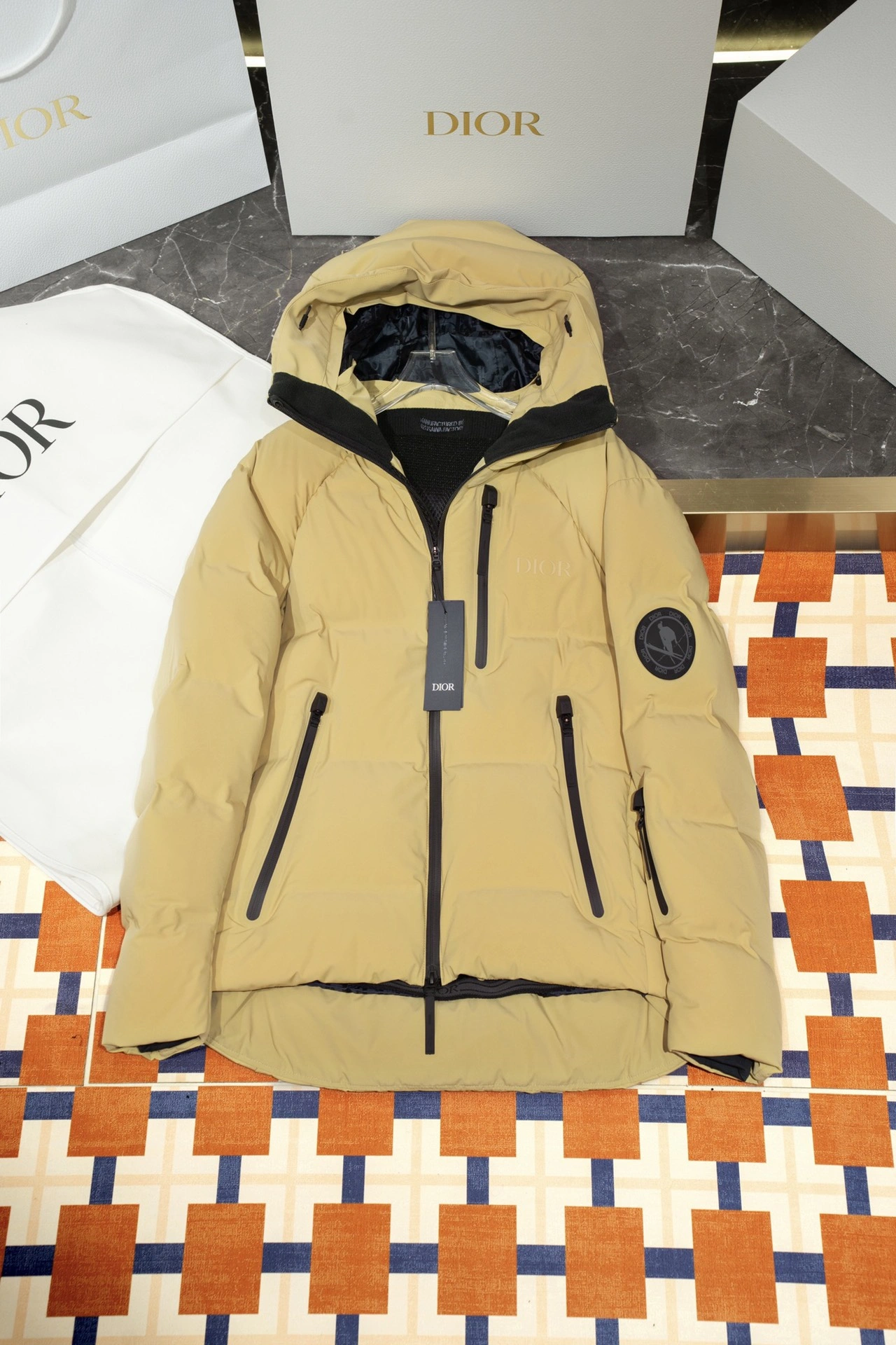 Christian Dior Down Jackets ZipUp 118006