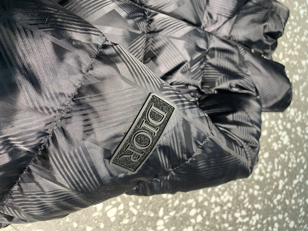 Christian Dior Down Jackets Unisex 118017