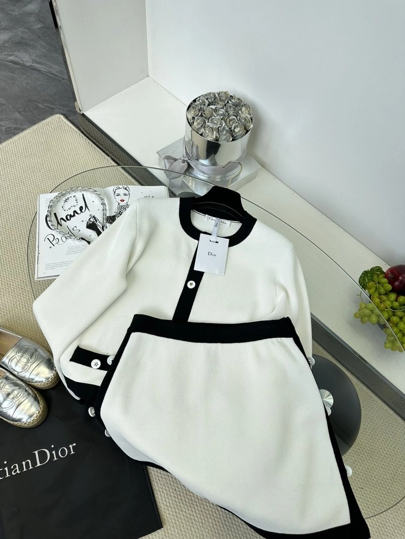 AllSeason Christian Dior Dress Suits 113075