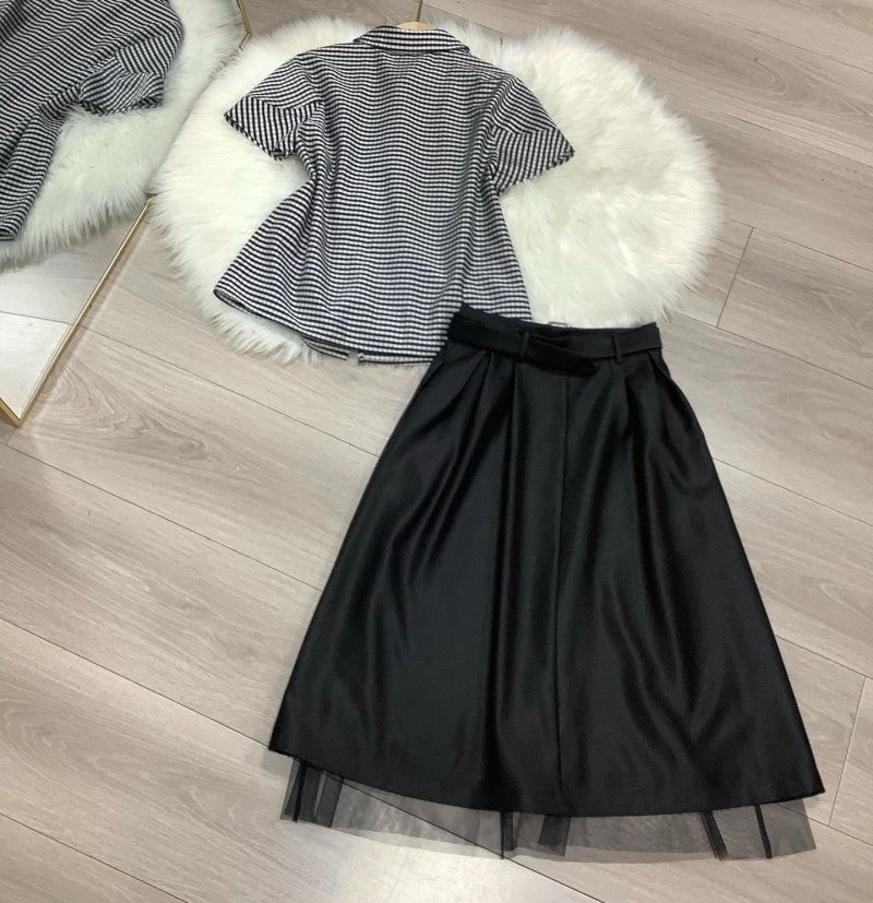 Christian Dior Dress Suits ModernLook 114451