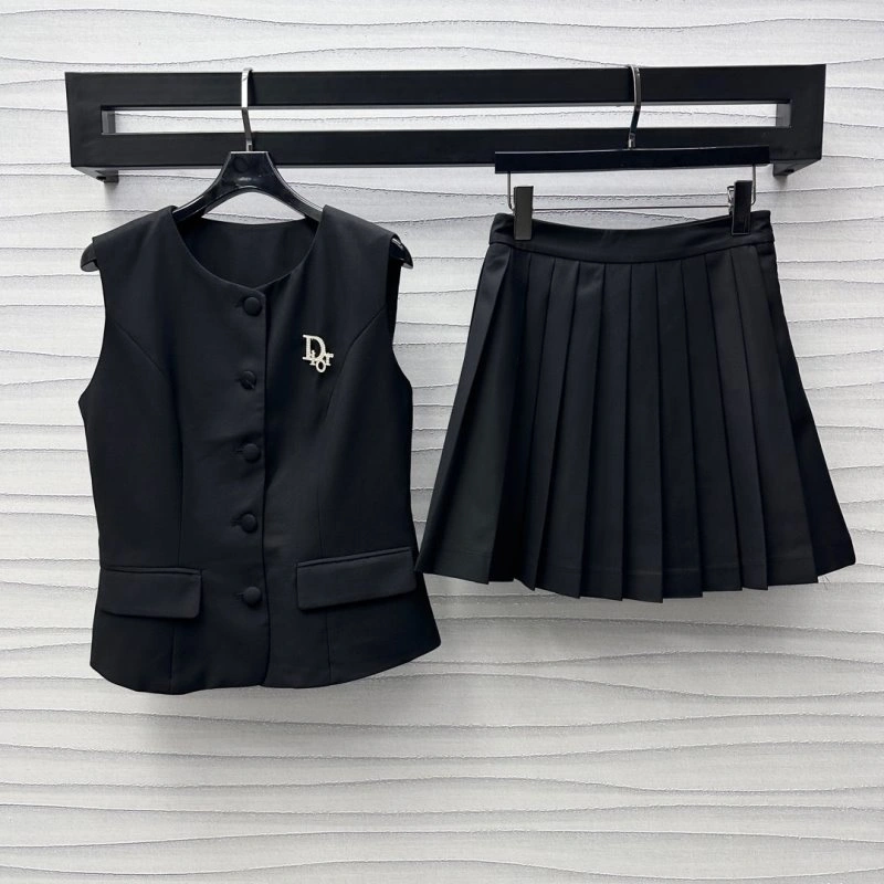 Reliable Christian Dior Dress Suits 112281