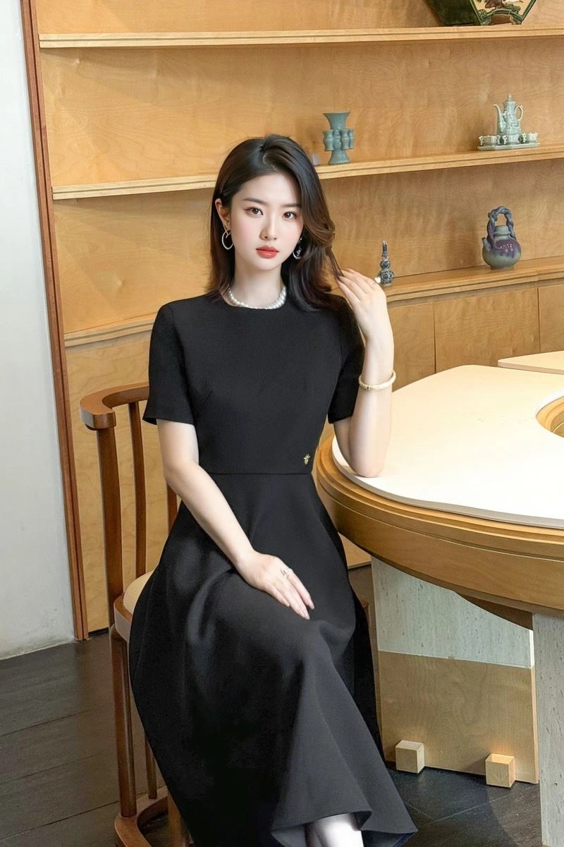 WellDesigned Christian Dior Dress 117616