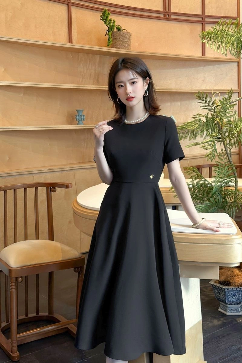 WellDesigned Christian Dior Dress 117616