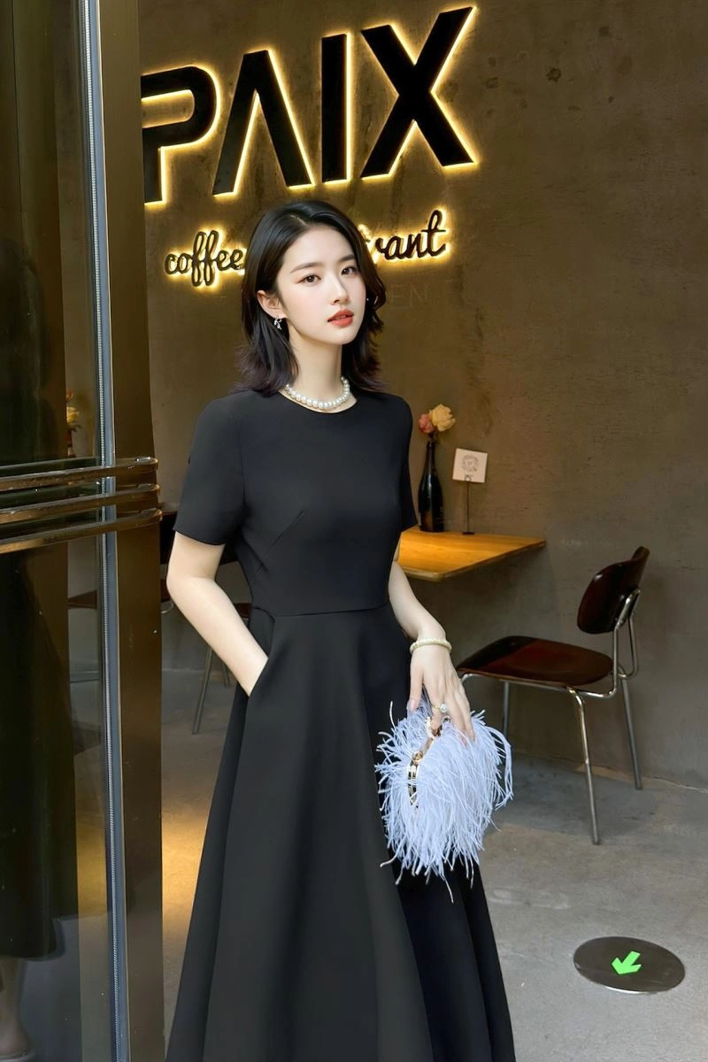 WellDesigned Christian Dior Dress 117616