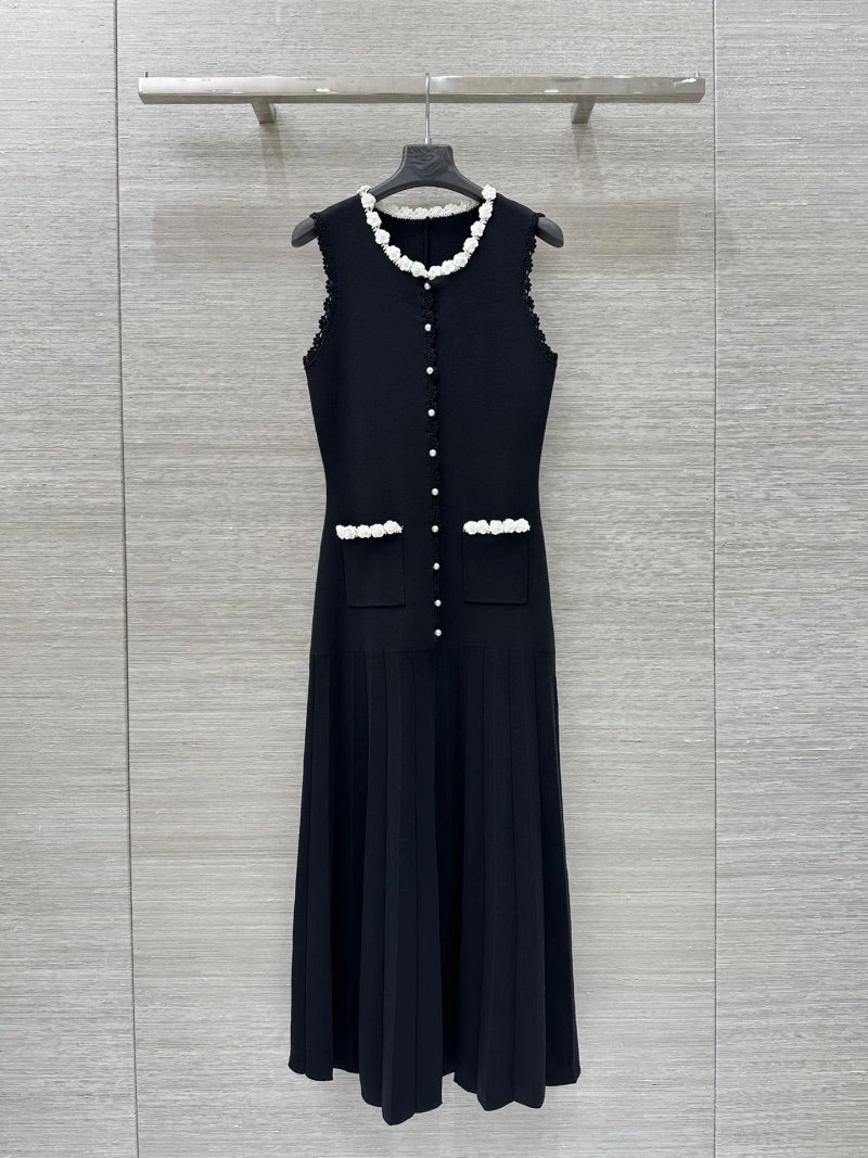 Attractive Christian Dior Dress 113365