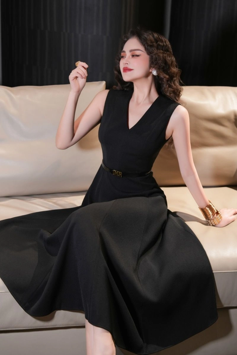 Compact Christian Dior Dress 113190