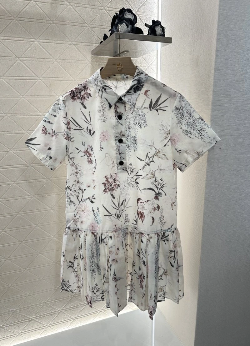 WrinkleFree Christian Dior Dress 113152