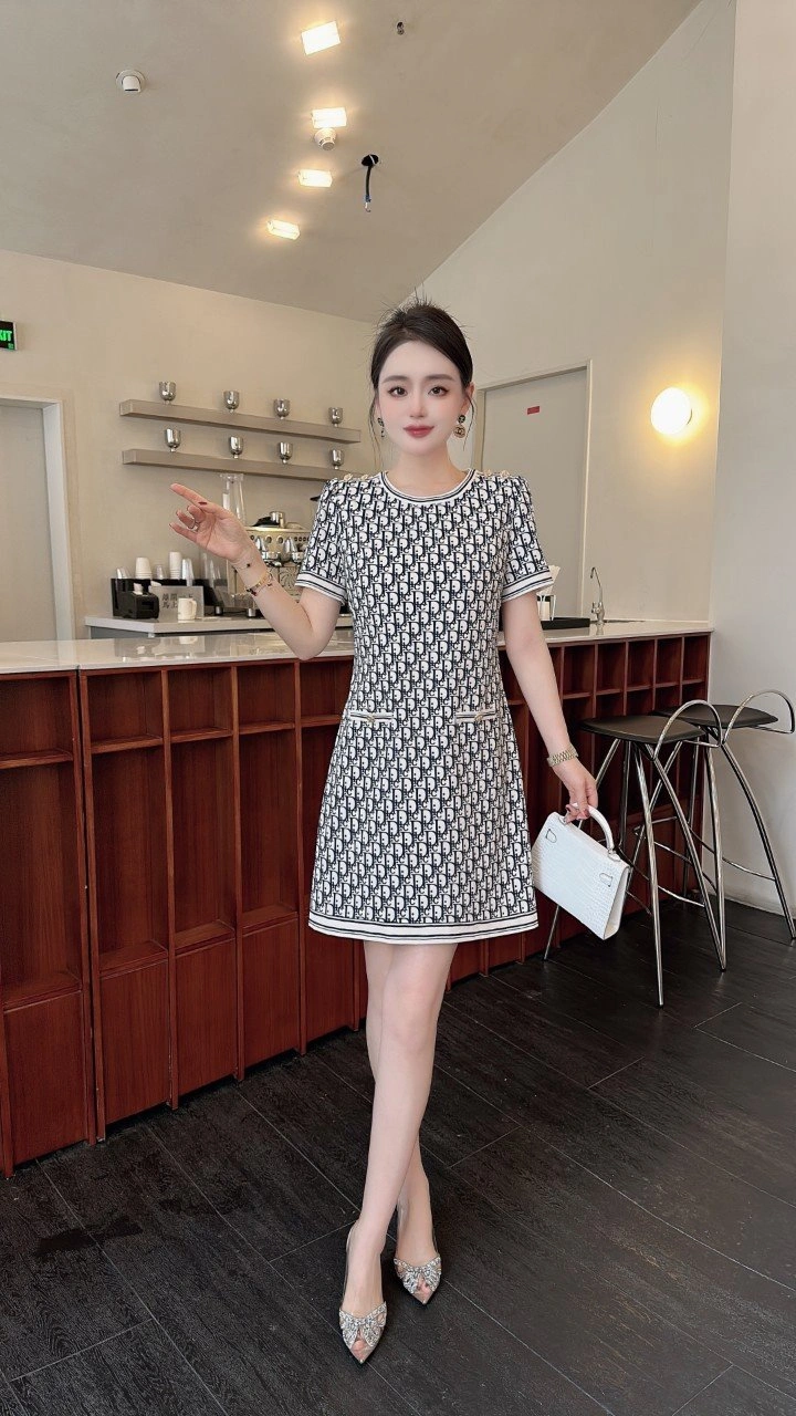 Unisex Christian Dior Dress 113104