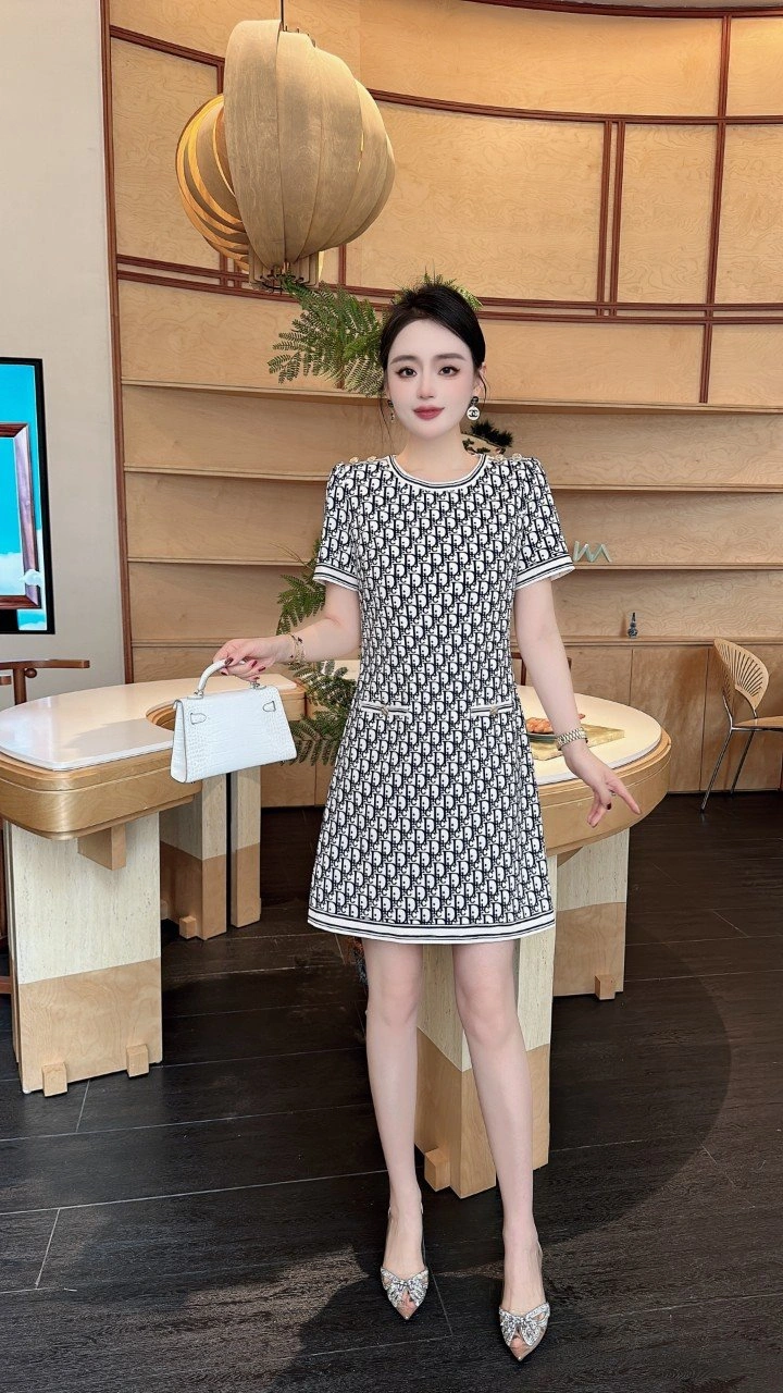 Unisex Christian Dior Dress 113104