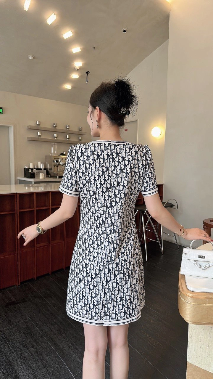 Unisex Christian Dior Dress 113104