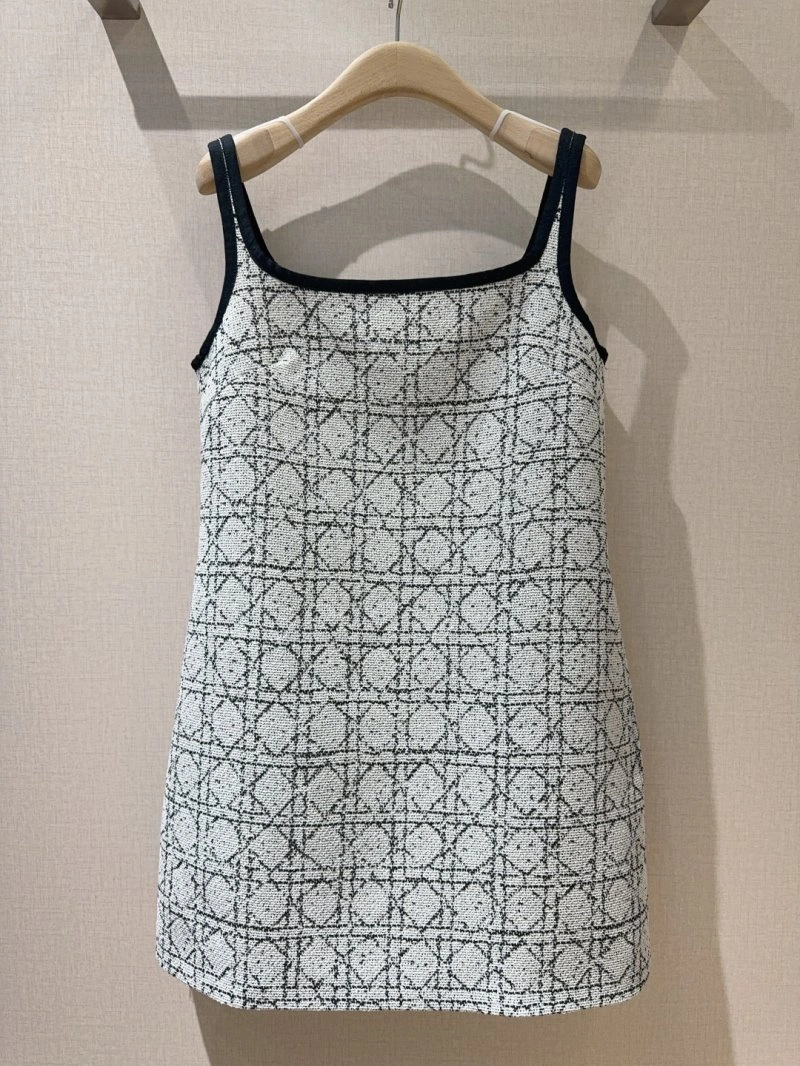 Lightweight Christian Dior Dress 114678
