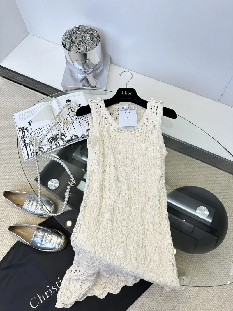 Comfortable Christian Dior Dress 114606