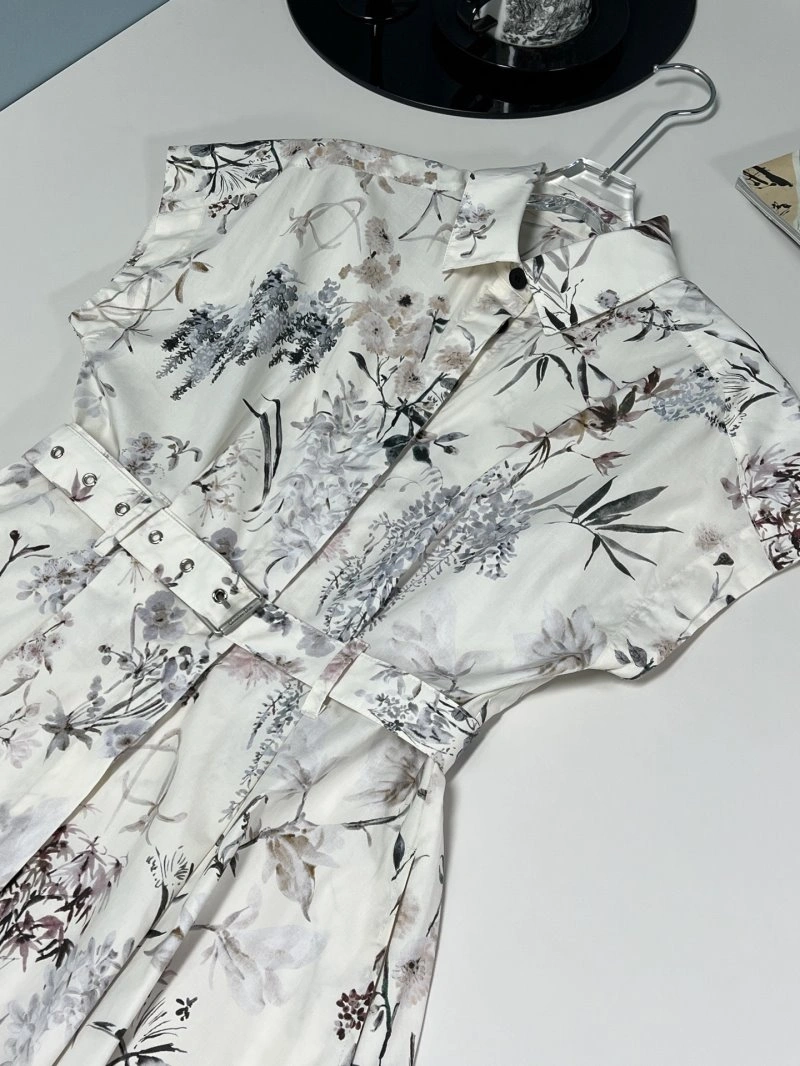 Supportive Christian Dior Dress 114566