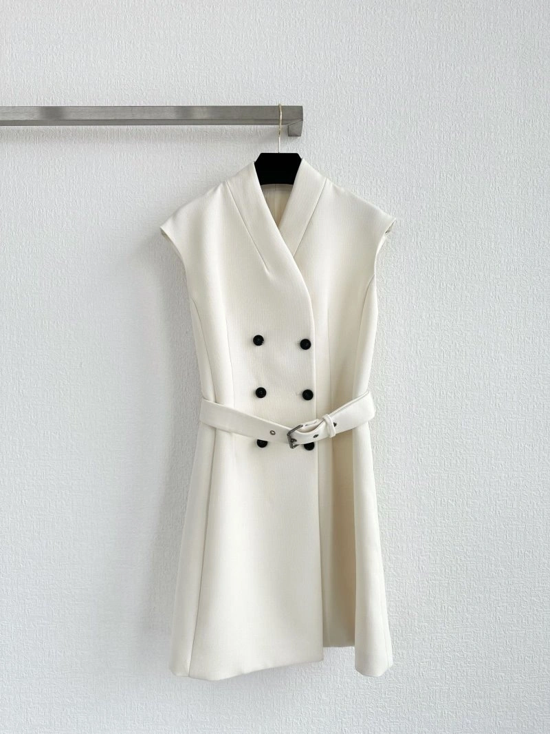 Flexible Christian Dior Dress 114544