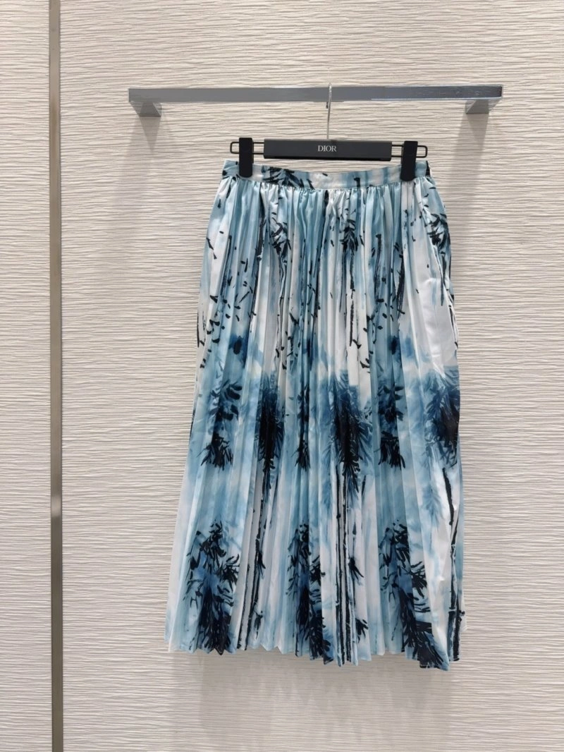 Contemporary Christian Dior Dress 114560