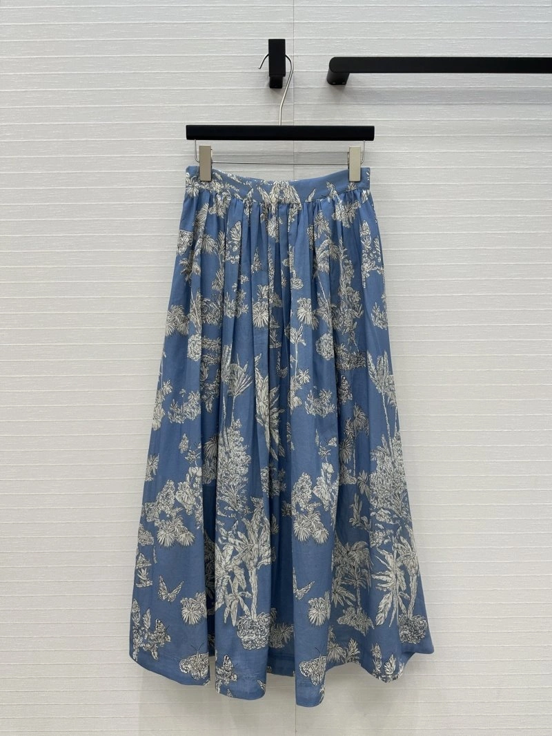 Bold Christian Dior Dress 114486