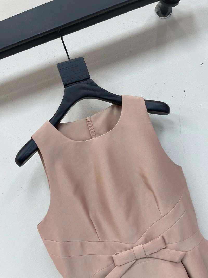 Flexible Christian Dior Dress 112571