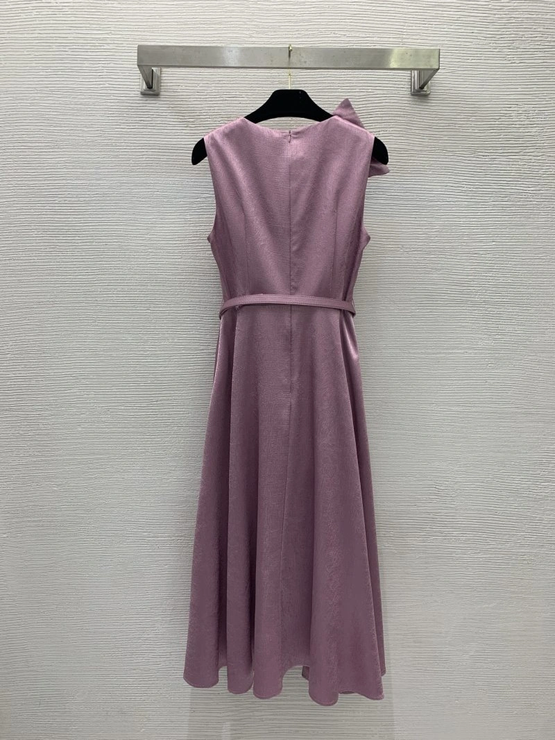 Snug Christian Dior Dress 112422