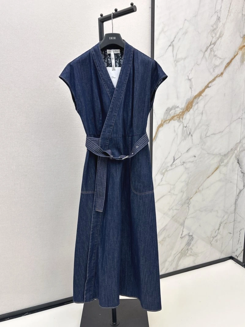 Flexible Christian Dior Dress 112397