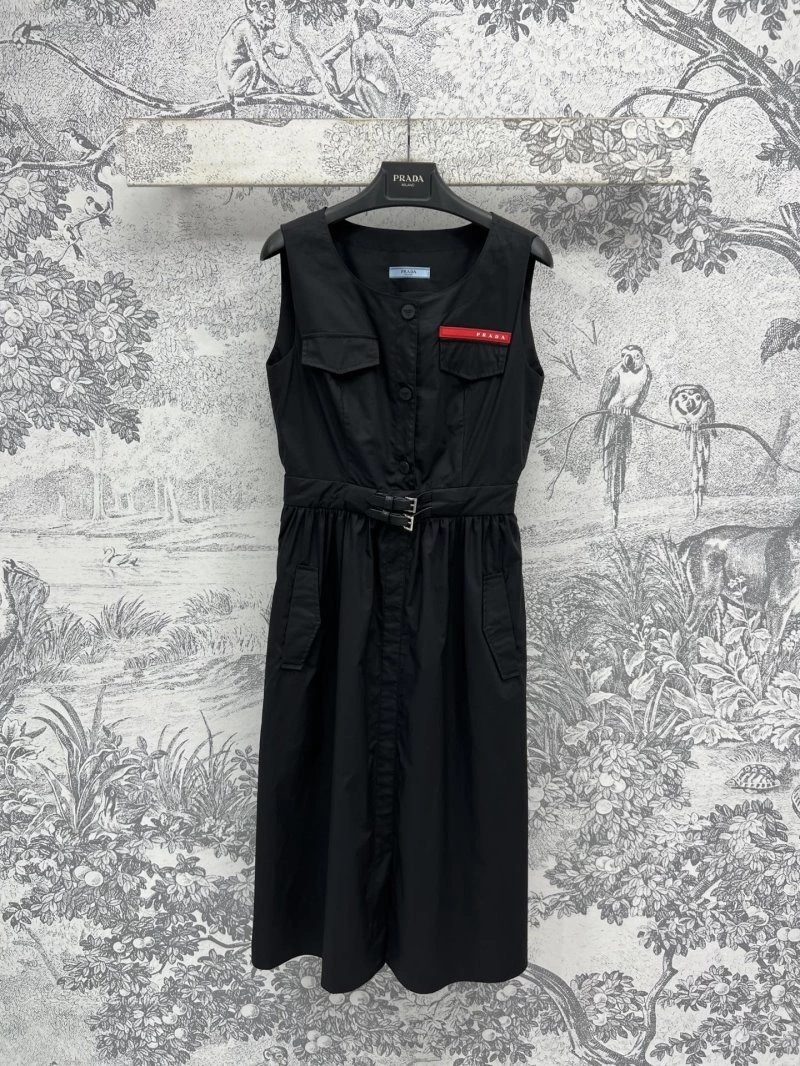 Elegant Christian Dior Dress 112362