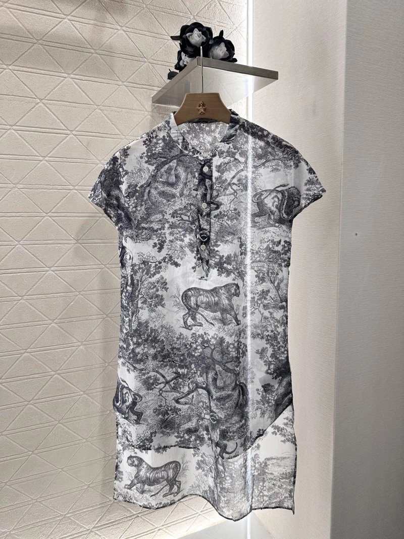 WrinkleFree Christian Dior Dress 113506