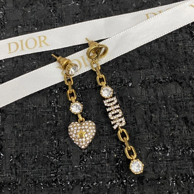 Attractive Christian Dior Earrings 236048