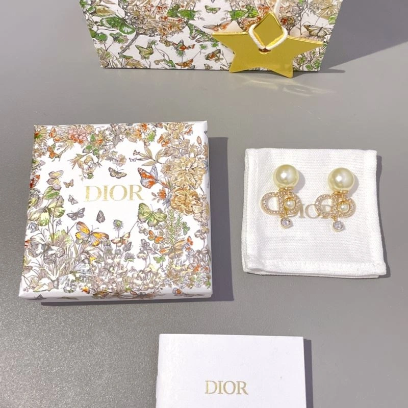 SunProtective Christian Dior Earrings 236041