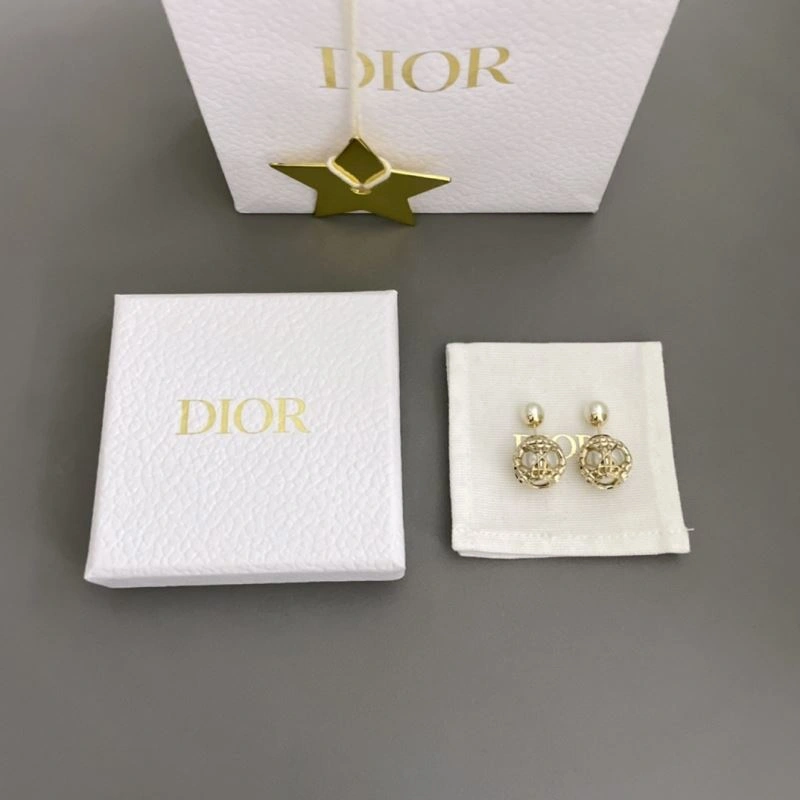 UrbanStyle Christian Dior Earrings 236045