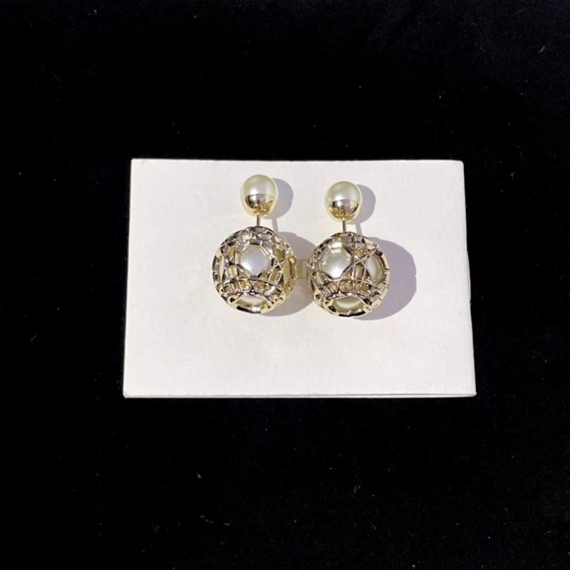UrbanStyle Christian Dior Earrings 236045