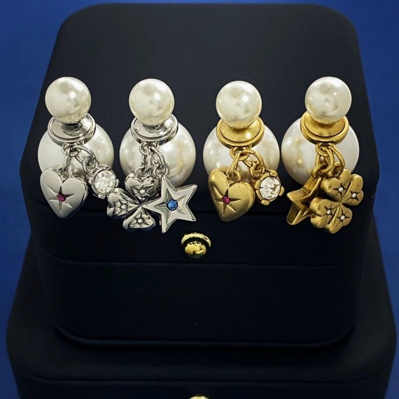 Christian Dior Earrings Timeless 236027