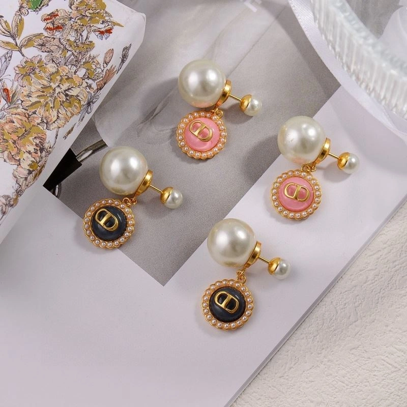 Christian Dior Earrings Stretchable 236091