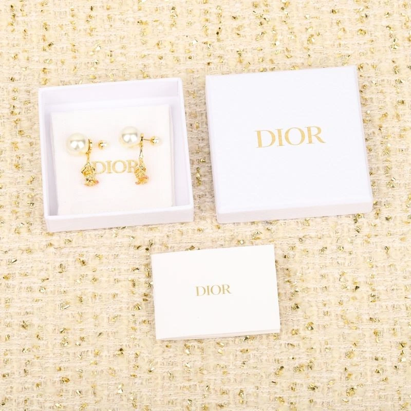 Christian Dior Earrings Lightweight 236023